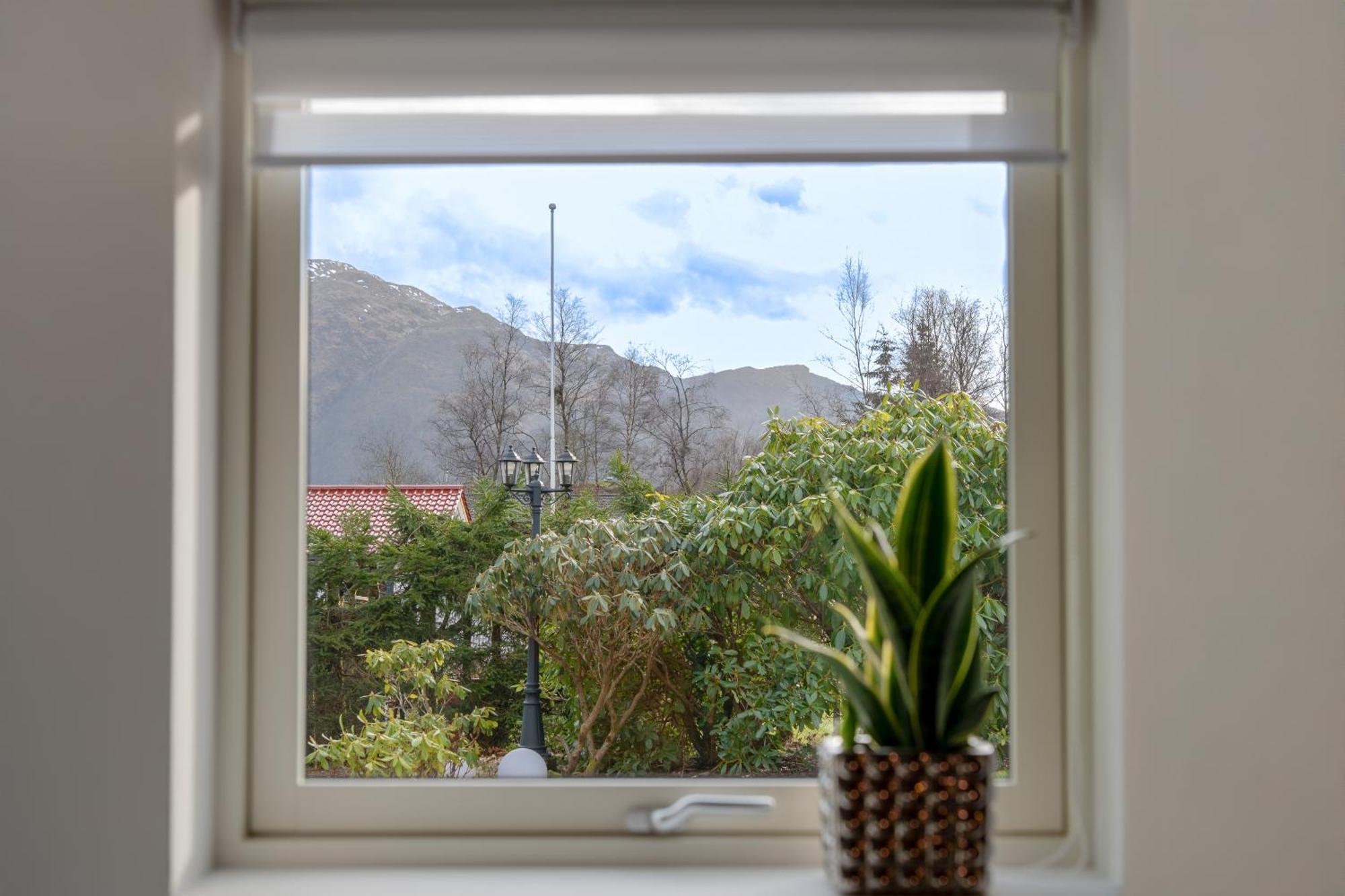 Ks Apartment Near Bergen Kültér fotó